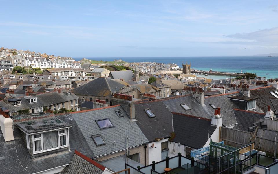 homes in st ives cornwall - John Lawrence