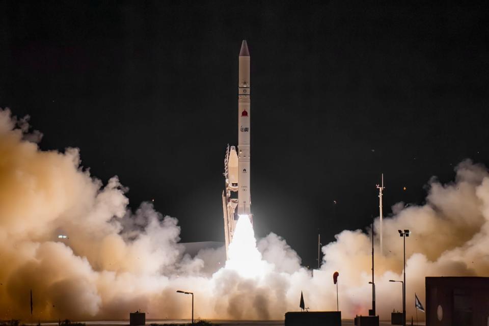 A Shavit rocket launches the Ofek 13 radar spy satellite to orbit on March 29, 2023.