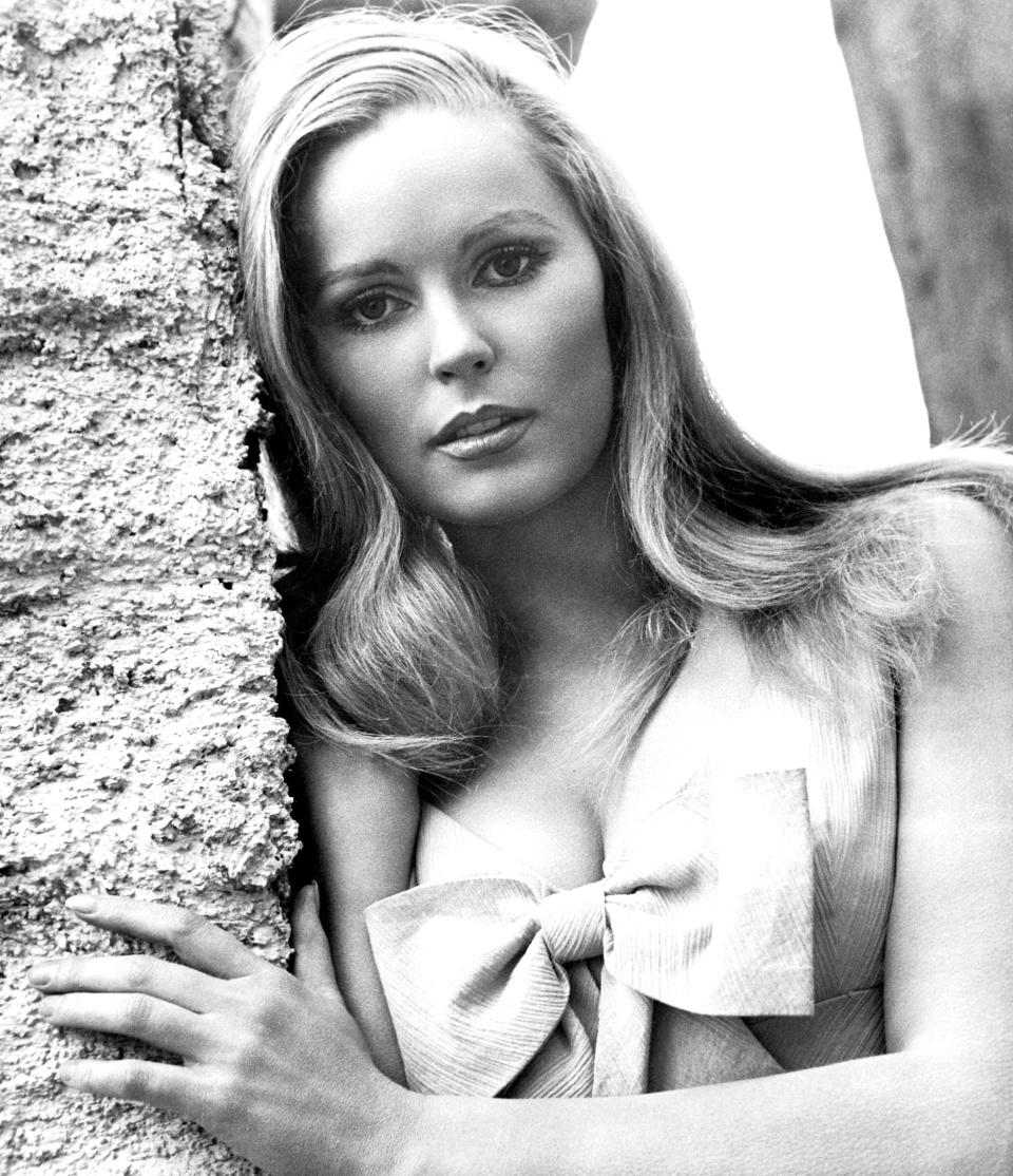 Veronica Carlson - Credit: Courtesy Everett Collection