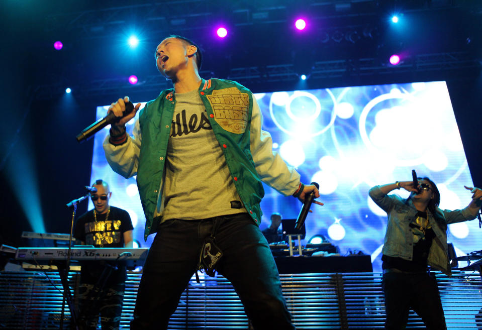 In this photo provided by HP, Far East Movement performs to celebrate the launch of HP's new line of Windows 8 touch-technology products Wednesday, Oct. 24, 2012 in New York. On Thursday in New York, Microsoft will unveil a dramatic overhaul of its ubiquitous Windows operating system. (AP Photo/HP)