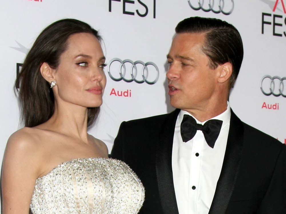 Angelina Jolie und Brad Pitt haben sich 2016 getrennt. (Bild: Kathy Hutchins/Shutterstock.com)