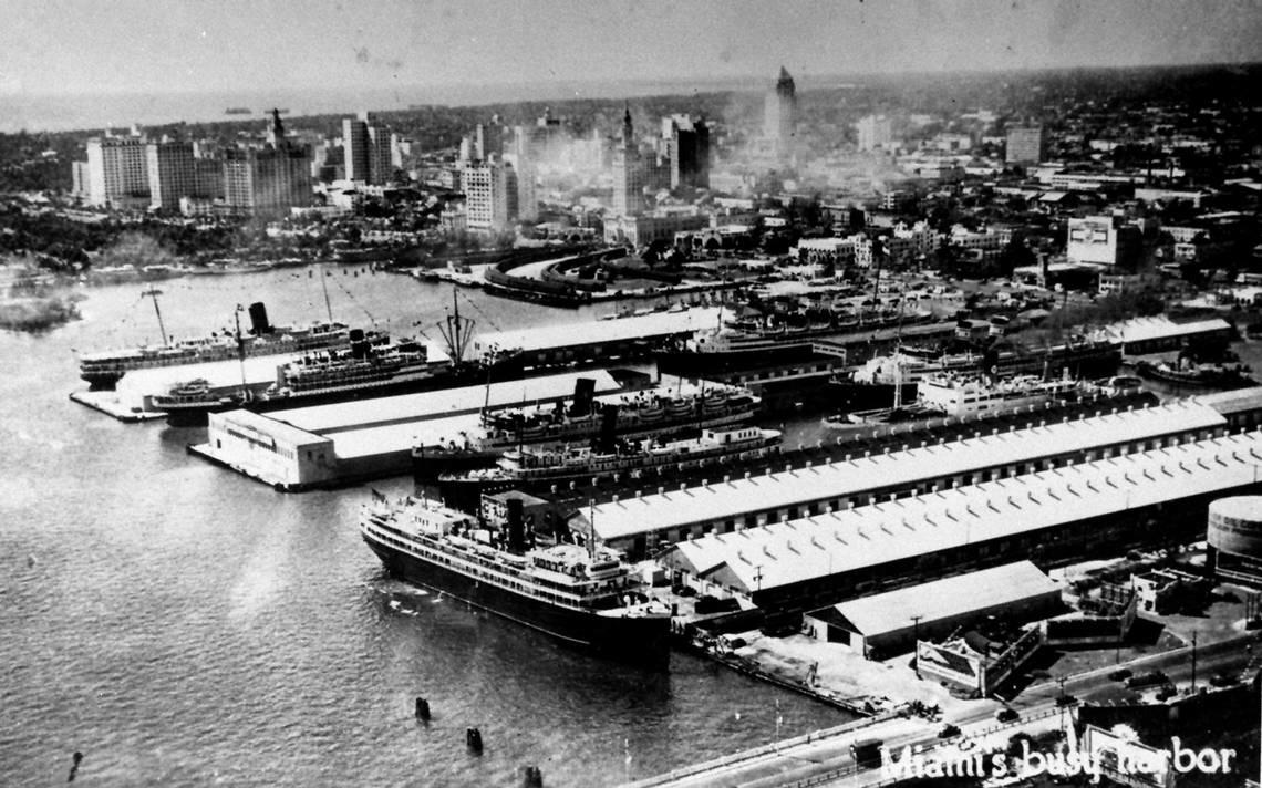 MIami harbor in the 1940s. The space became Bicentennial Park in the 1970s.