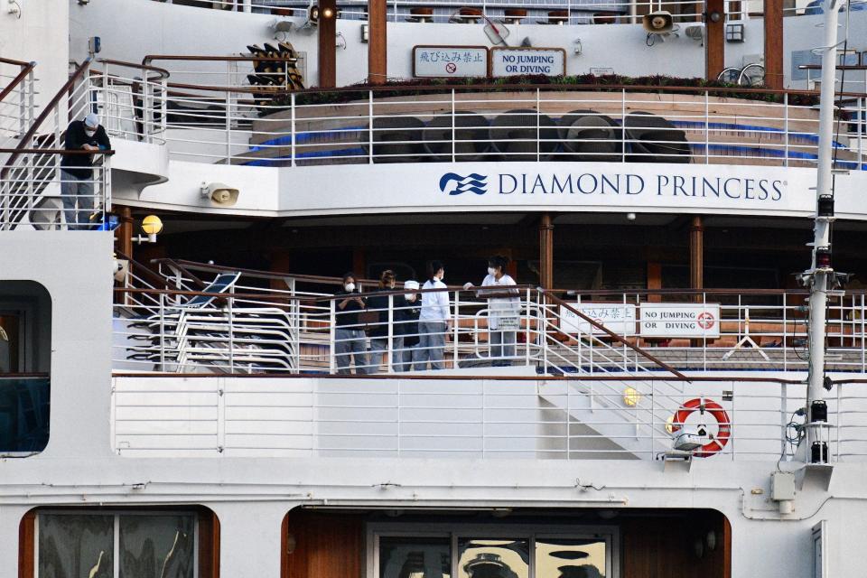 diamond princess crew members cruise ship quarantine coronavirus