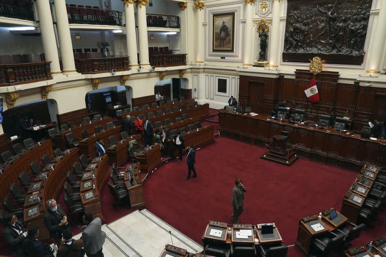 Castillo estuvo permanentemente enfrentado con el Congreso 