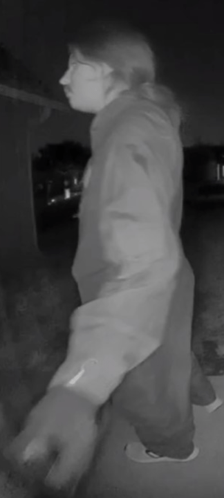 Police searching for burglary suspect. Image courtesy Oklahoma City Police.