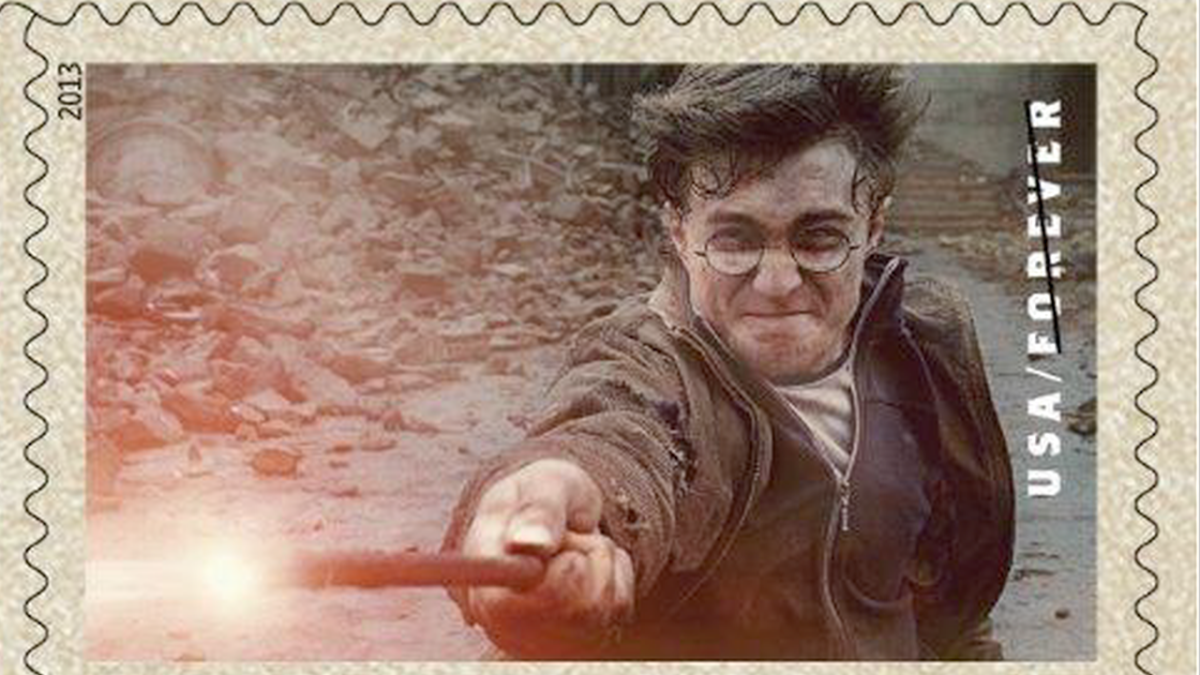 USPS celebrates Harry Potter with limited-edition stamp collection -  USPS.com