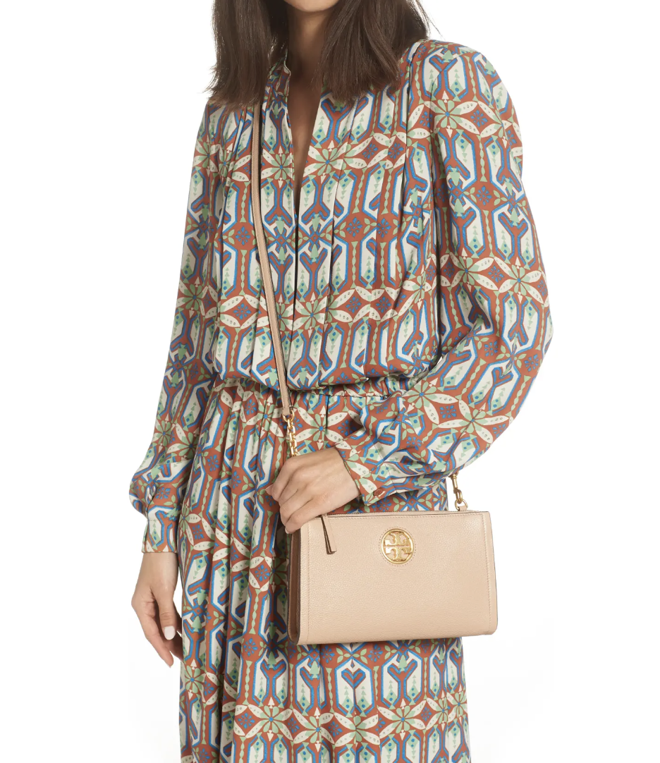 Tory Burch Carson Zip Top Crossbody Bag in Devon Sand (Photo via Nordstrom)