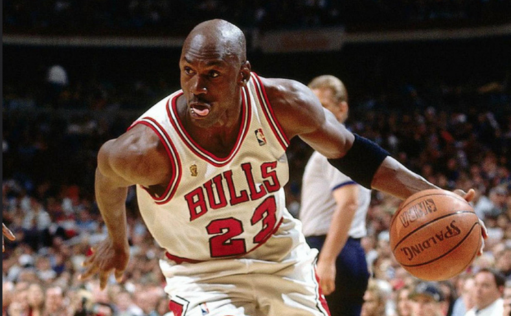 Michael Jordan cuenta con seis campeonatos de la NBA.