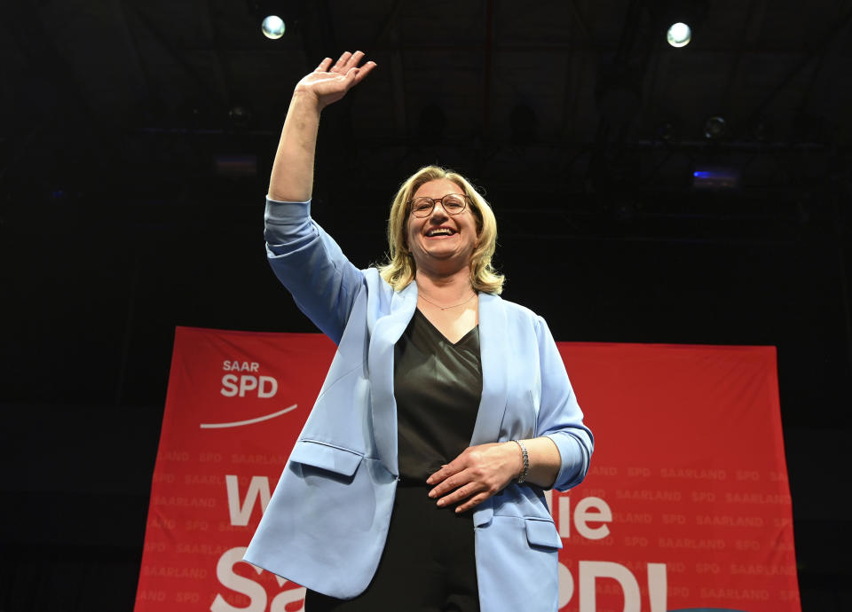 Anke Rehlinger, SPD top candidate, deputy prime minister of Saarland and deputy federal SPD chairwoman, is on stage at the SPD election party for the state elections in Saarland, Germany, Sunday, March 27, 2022. The western German state of Saarland is holding a state election that offers the country’s first test at the ballot box since Chancellor Olaf Scholz’s national government took office in December. Polls point to a solid lead for Scholz’s center-left Social Democrats in a region led since 1999 by the center-right Christian Democratic Union of former Chancellor Angela Merkel.Photo: Boris Roessler/dpa/dpa via AP)