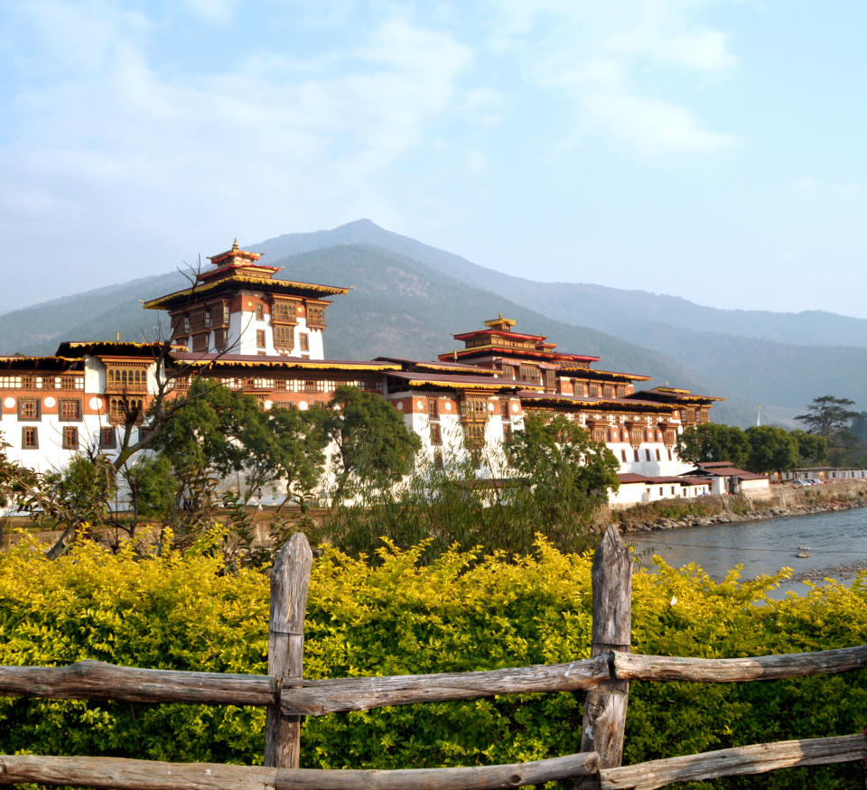 <p>Punakha Dzong in winter.</p>