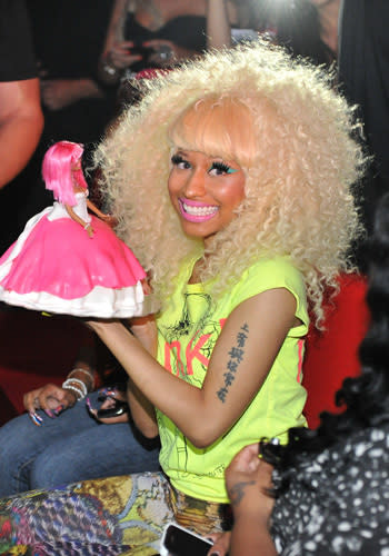 <p>Look, it's a Nicki Minaj toilet doll! The rapper brings back some fond memories of grandma's house at Luxy Nightclub in Canada.</p>