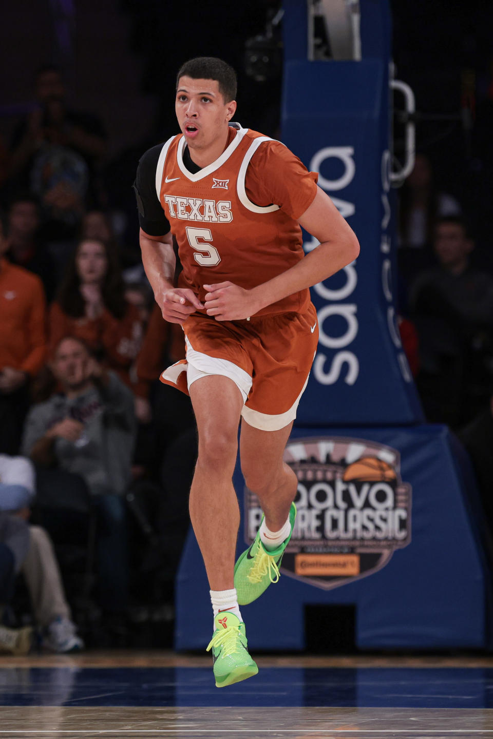 Nov 19, 2023; New York, New York, USA; Texas Longhorns forward Kadin Shedrick (5) runs up court after a basket during the second half against the Louisville Cardinals at Madison Square Garden. Mandatory Credit: Vincent Carchietta-USA TODAY Sports