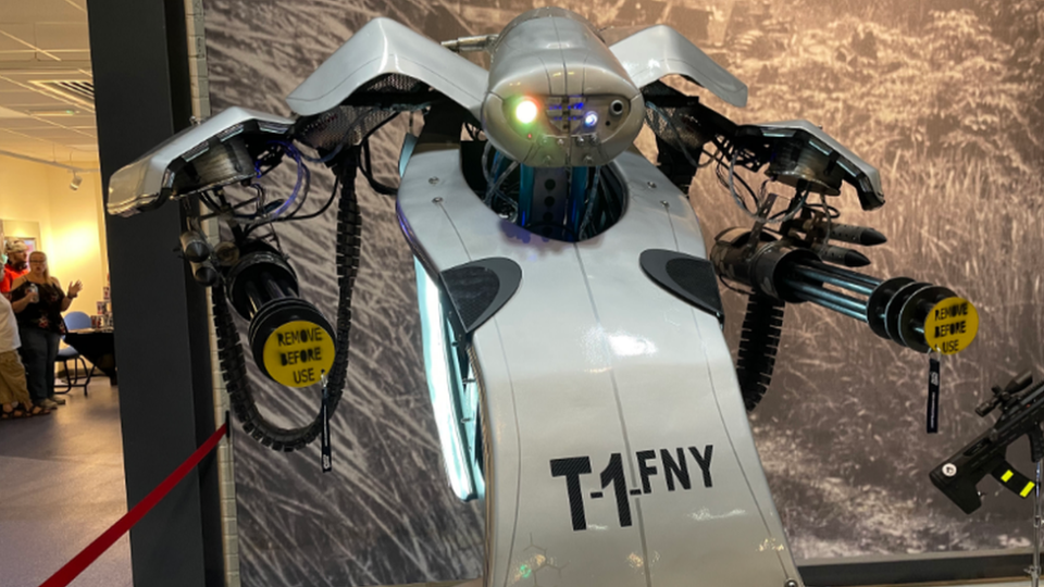 The robot T1FNY