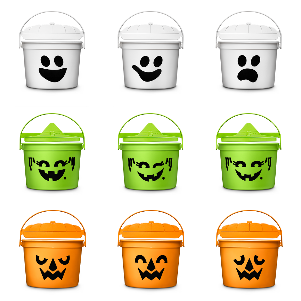The different versions of Halloween pails available.