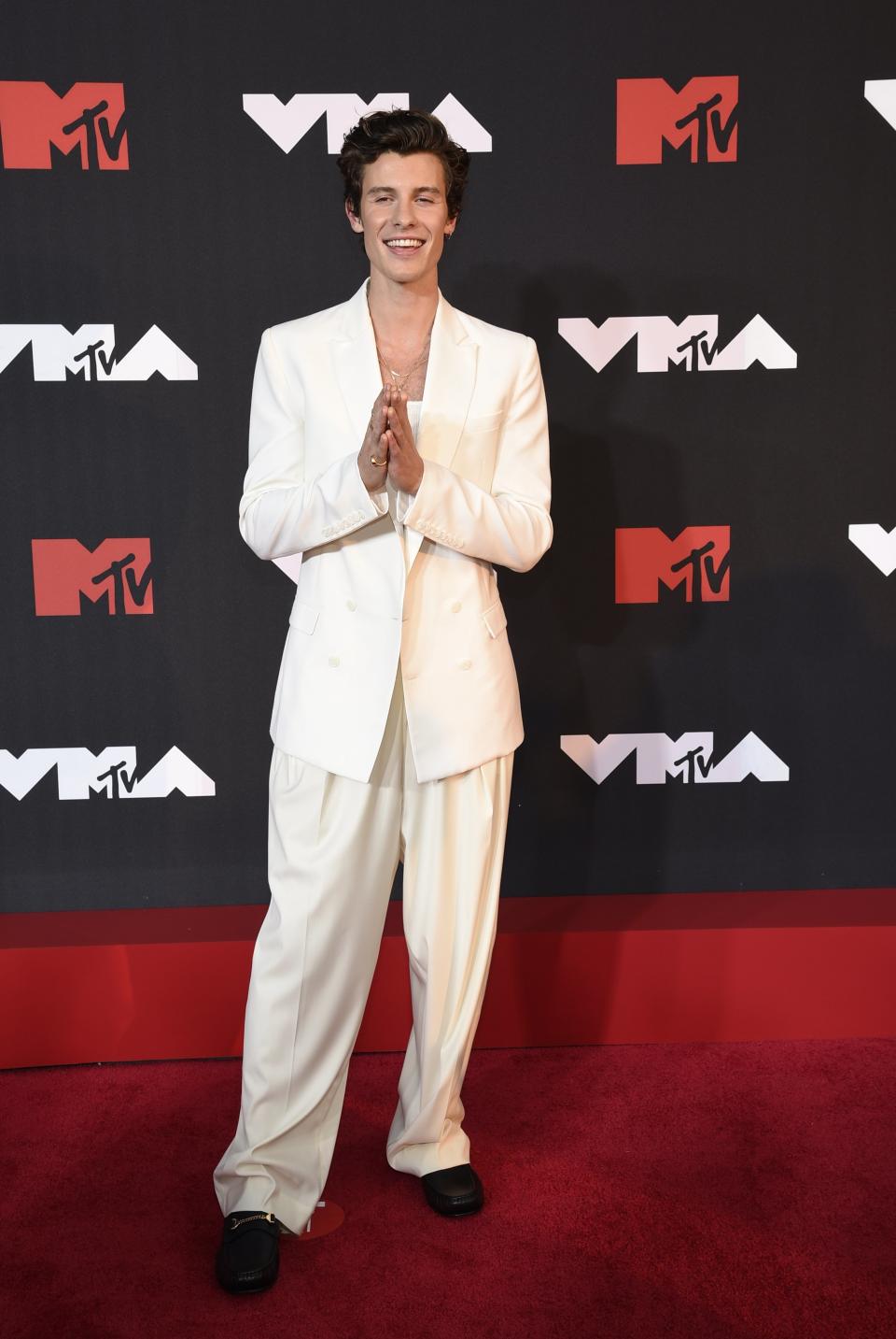 Image: Shawn Mendes (Evan Agostini / AP)