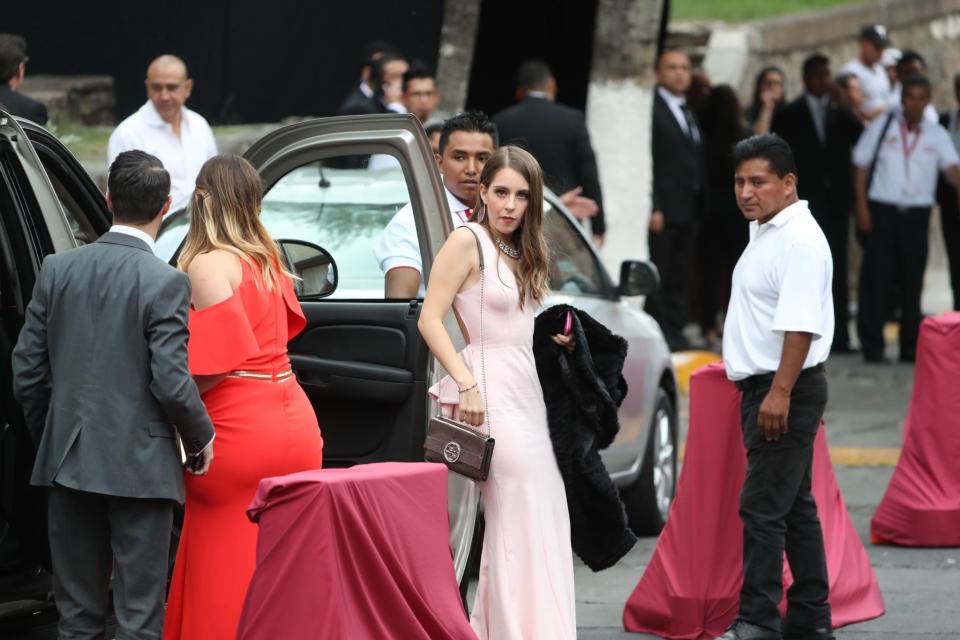 FOTOS: Boda de Eruviel Ávila reúne a políticos, actores... y Laura Bozzo