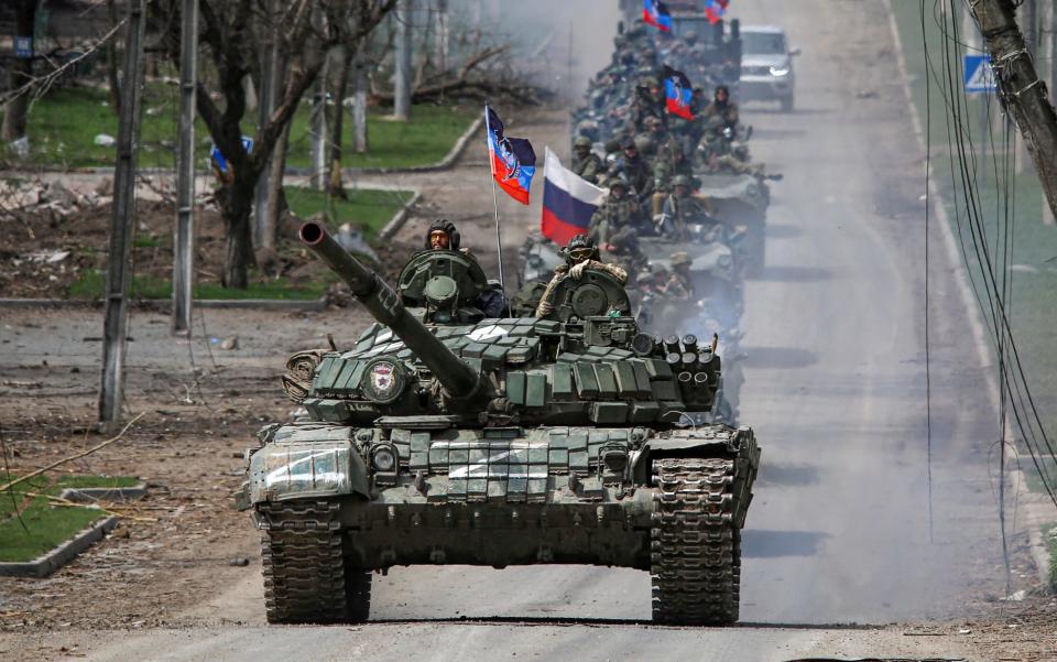 An armoured convoy of pro-Russian troops - Reuters/Chingis Kondarov