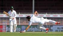 Cricket - Pakistan v England - Third Test - Sharjah Cricket Stadium, United Arab Emirates - 1/11/15 England's James Anderson (R) in action Action Images via Reuters / Jason O'Brien Livepic -