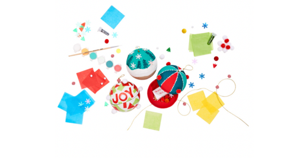 Art toys for kids: An ornament craft kit