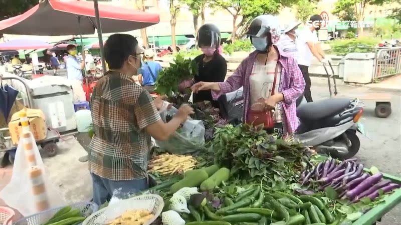 璨樹颱風過境，因民眾預期心理，菜價有所漲幅。