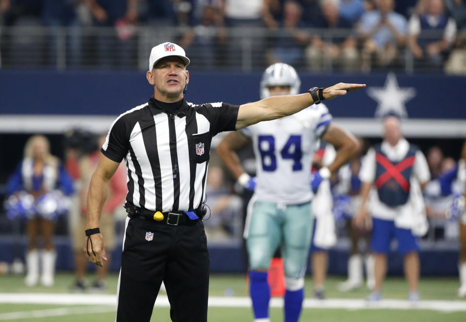 Referee Clete Blakeman will lead an ‘all-star’ officiating crew for Monday night’s Chiefs-Rams game. (AP)