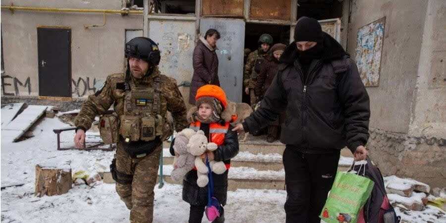 Evacuation of children from Bakhmut