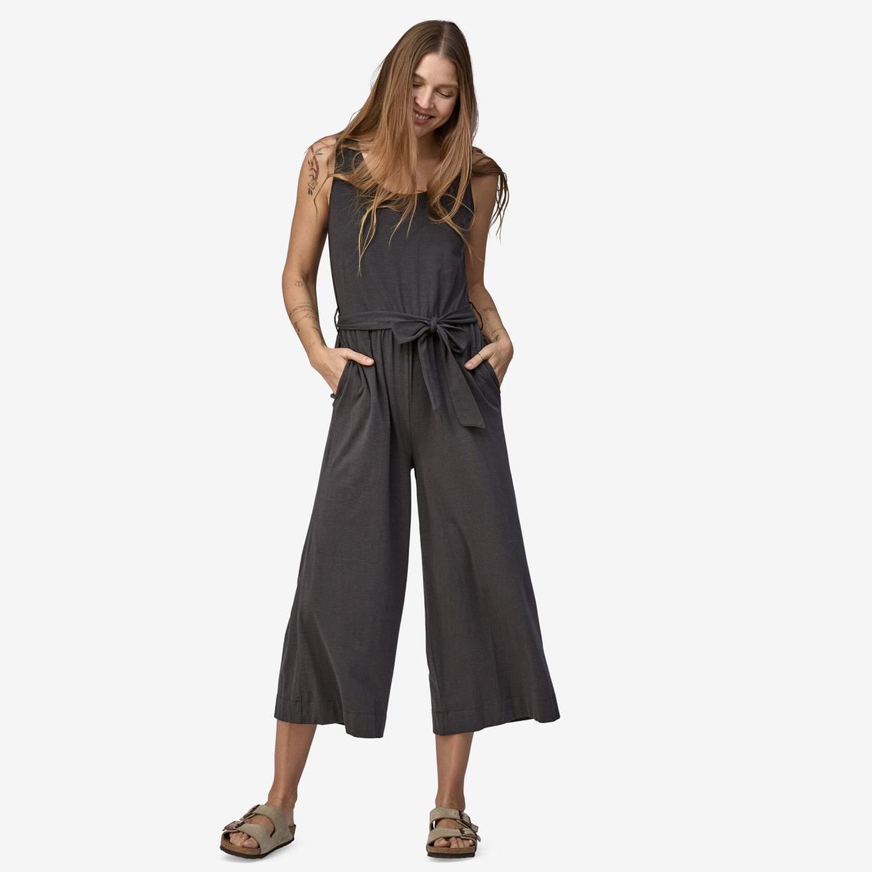 <p><a href="https://go.redirectingat.com?id=74968X1596630&url=https%3A%2F%2Fwww.patagonia.com%2Fproduct%2Fwomens-kamala-jumpsuit%2F75085.html&sref=https%3A%2F%2Fwww.countryliving.com%2Fshopping%2Fg61803574%2Fpatagonia-summer-sale-2024%2F" rel="nofollow noopener" target="_blank" data-ylk="slk:Shop Now;elm:context_link;itc:0;sec:content-canvas" class="link rapid-noclick-resp">Shop Now</a></p><p>Kamala Jumpsuit</p><p>patagonia.com</p><p>$89.99</p><span class="copyright">Patagonia</span>