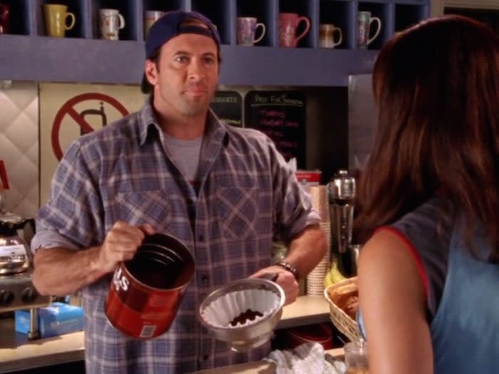 Scott Patterson from “Gilmore Girls” is starting his own coffee brand IRL because OF COURSE he is