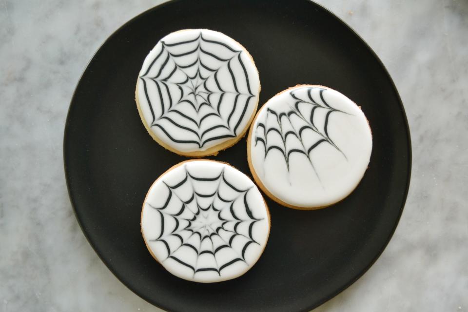 Spider Web Cookies