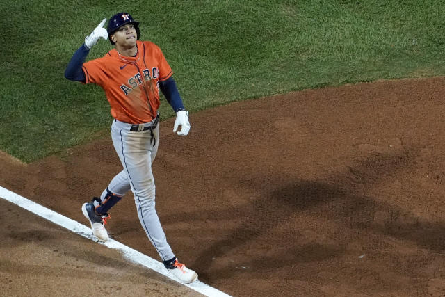 Jeremy Peña sets another MLB record with World Series home run