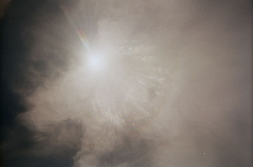 "Tomé una foto del sol porque hacía demasiado calor y eso es dañino para los árboles, y nos da sed", explica Ismael.