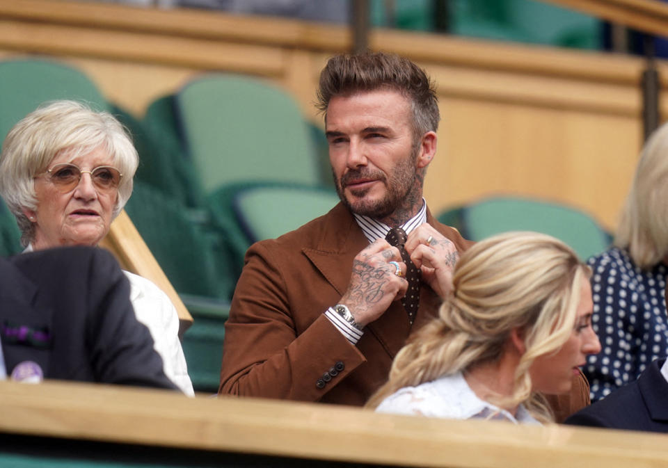 Mère et fils ont partagé un moment ensemble dans les tribunes