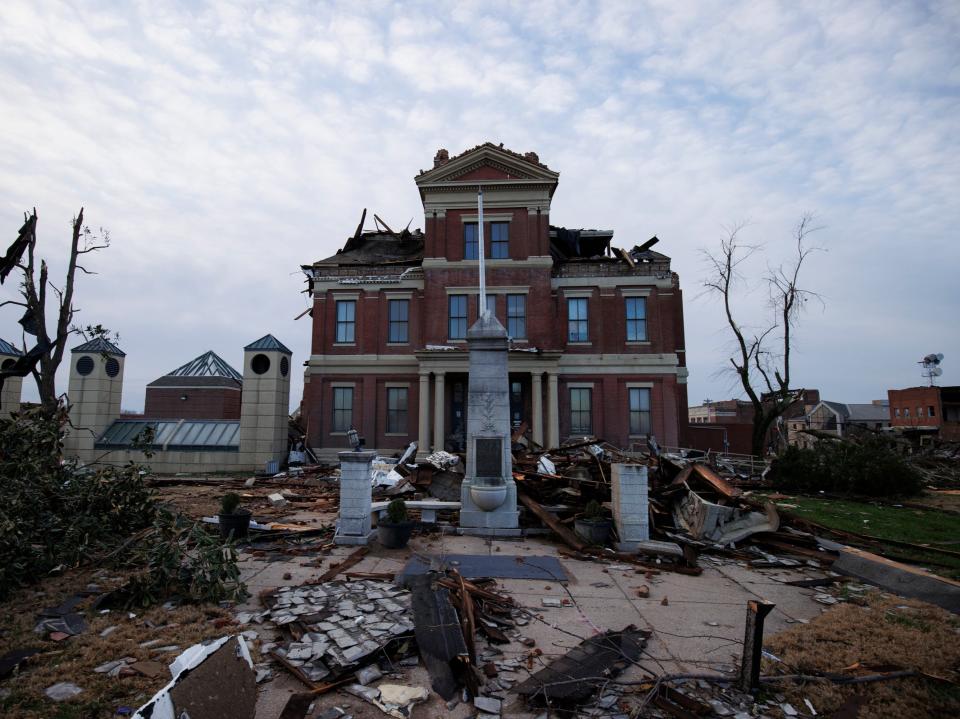 General view of the heavily tornado damaged courthouse on December 11, 2021 in Mayfield, Kentucky (Getty Images)