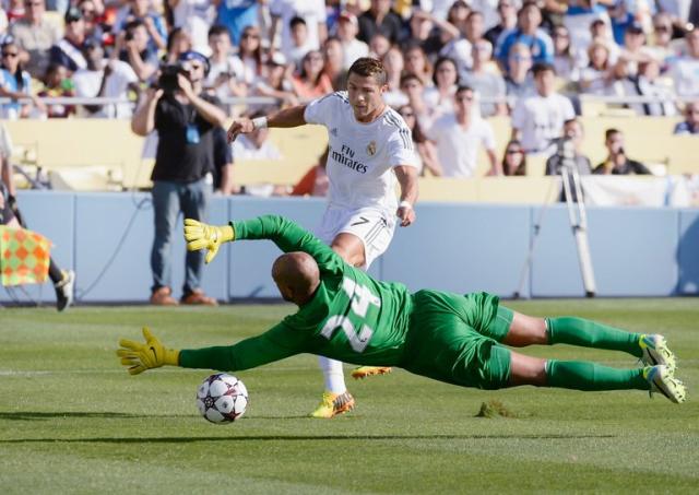 Cristiano Ronaldo slams Real Madrid teammates after Tottenham draw