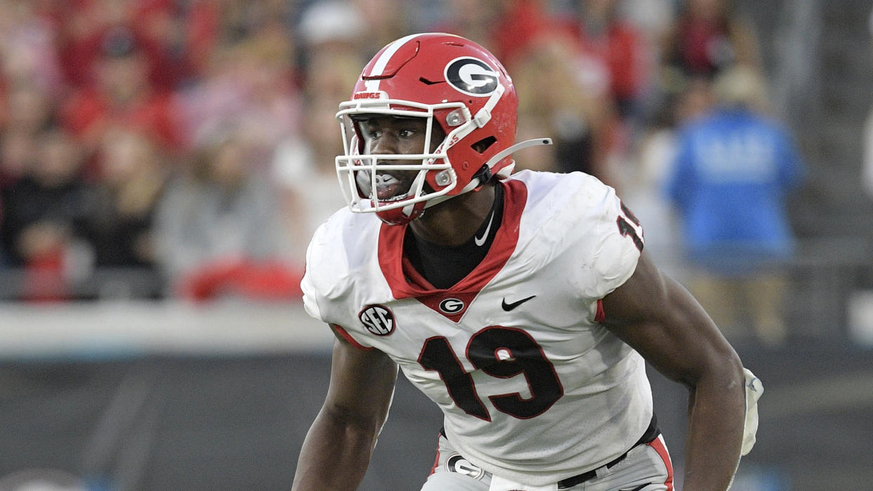 Georgia linebacker Adam Anderson (19) follows a play during the second half of an NCAA college football game against Florida, Saturday, Oct. 30, 2021, in Jacksonville, Fla. (AP Photo/Phelan M. Ebenhack)