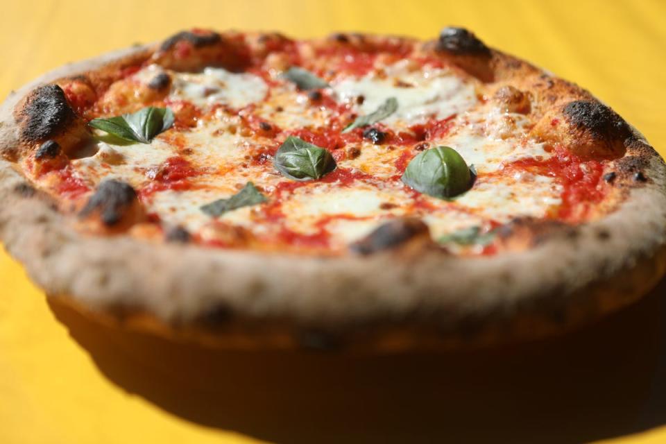 The Margherita pizza at Arturo's in Maplewood.