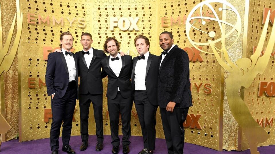 The 'Saturday Night Live' cast is showing solidarity at the 2019 Emmys.