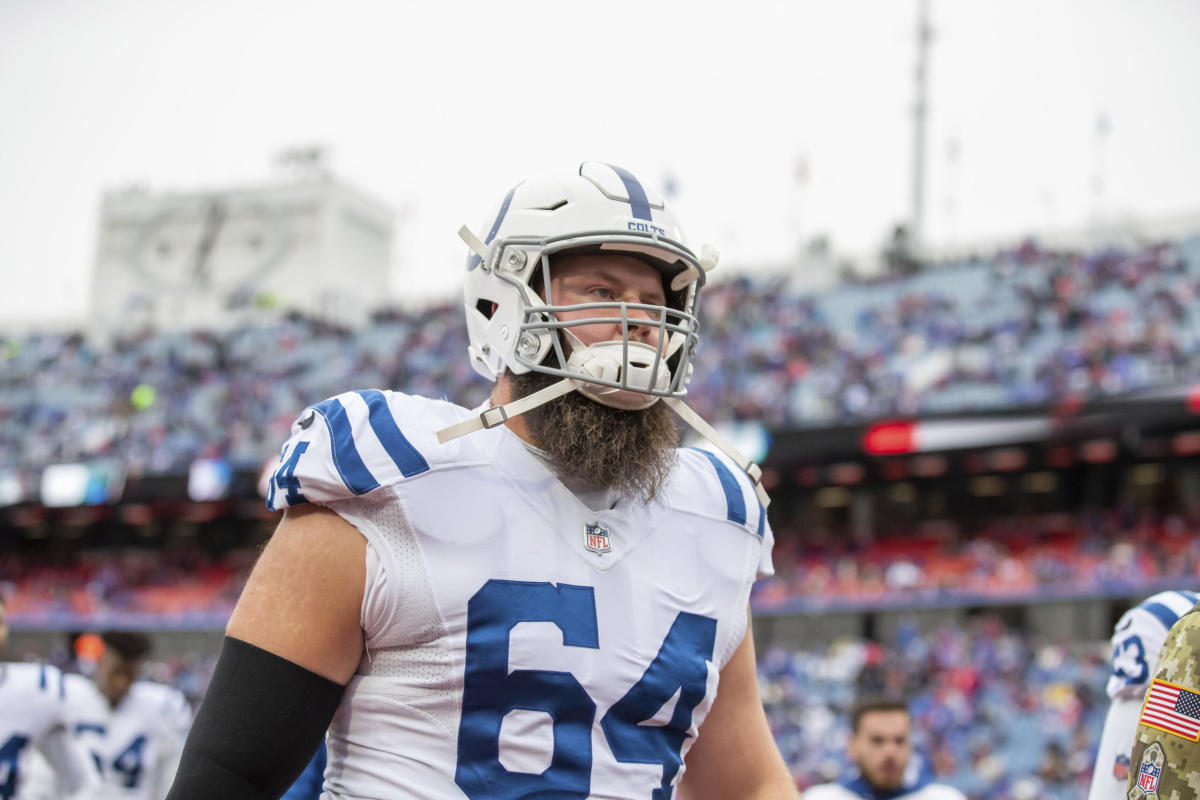 Mark Glowinski named a player the Colts should keep