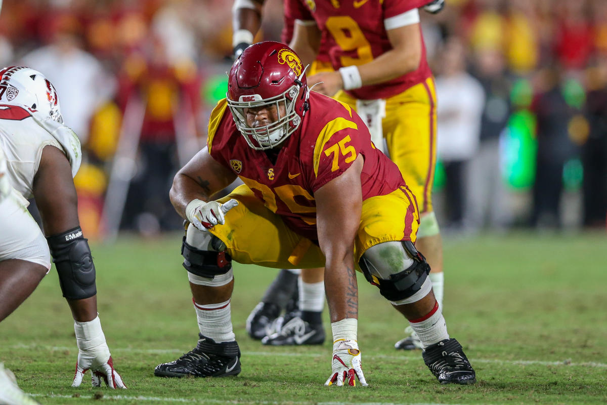 Alijah Vera-Tucker to USC: OT recruit signs with the Trojans