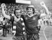 Vor etwa 25 Jahren war <b>Nottingham Forest</b> in Europa das Maß aller Dinge. 1979 und 1980 eroberten die Engländer die Krone im Pokal der Landesmeister, dem Vorgänger-Wettbewerb der Champions League. Wie Leeds taumelt Nottingham heute in der zweiten Liga herum.