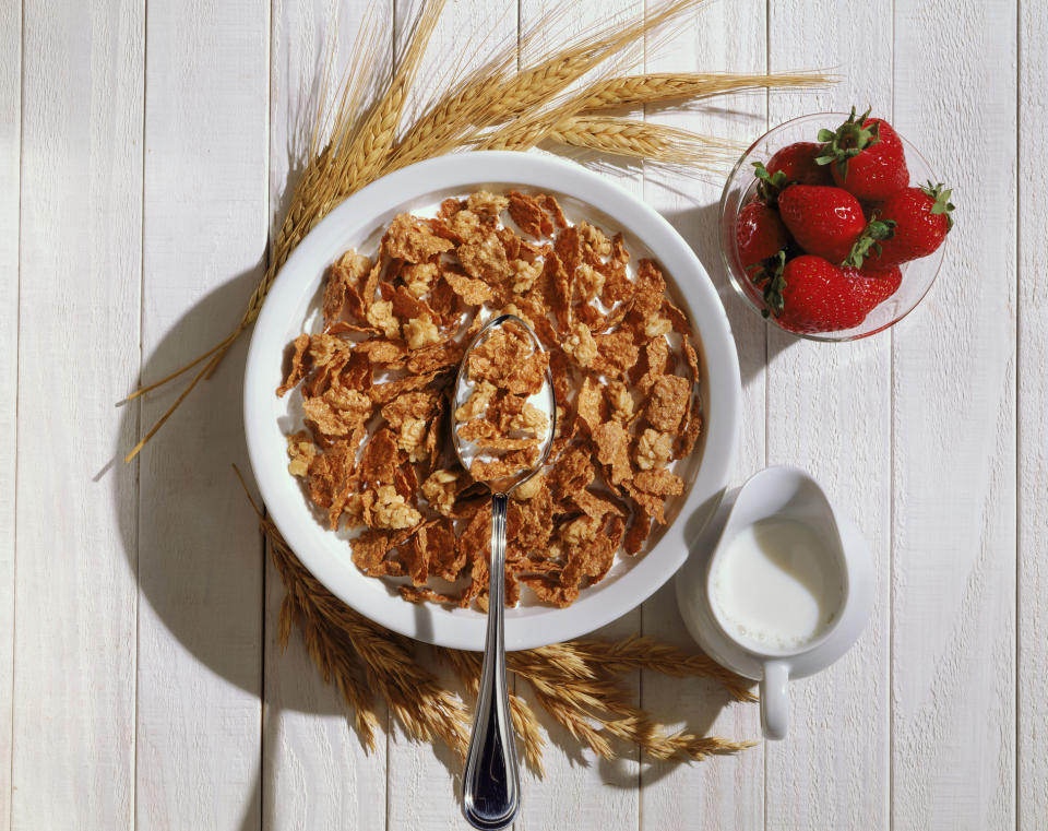 Viele Leute essen Cornflakes gerne zum Frühstück (Symbolbild: Getty Images)