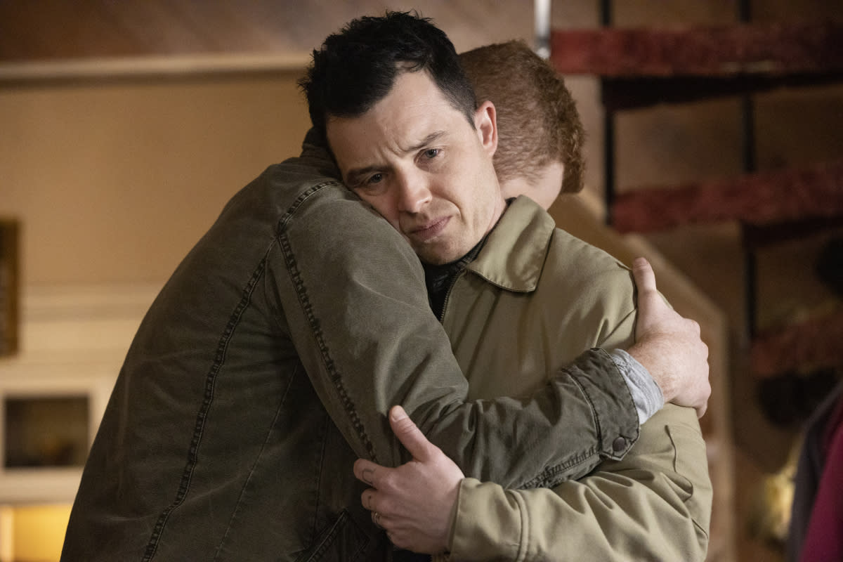 (L-R): Noel Fisher as Mickey Milkovich and Cameron Monaghan as Ian Gallagher in SHAMELESS, “Father Frank, Full of Grace”. Photo Credit: Paul Sarkis/SHOWTIME.