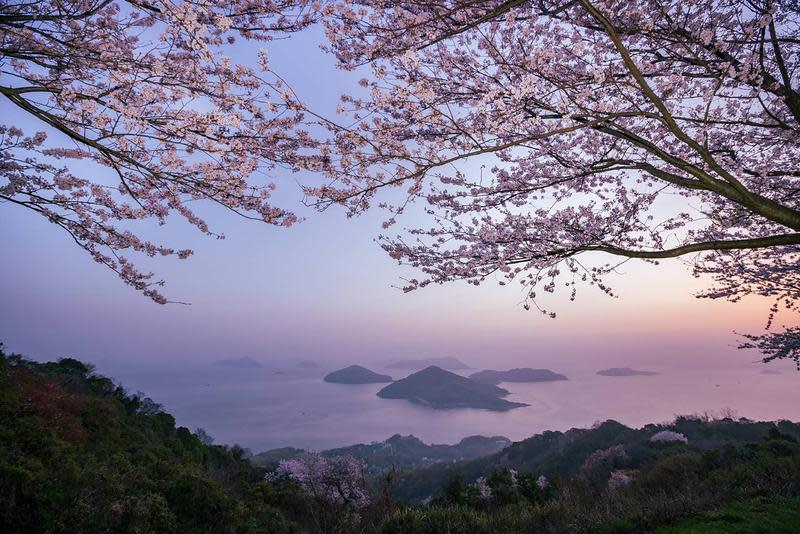 香川縣因面向瀨戶內海，擁有得天獨厚的景致與溫暖怡人的氣候，一直位居日本國內最受歡迎的旅遊目的地之一。（華航提供）