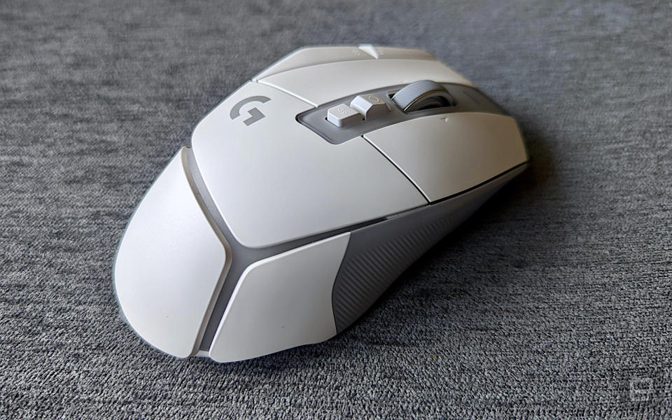 <p>Logitech G502 X Plus</p>
