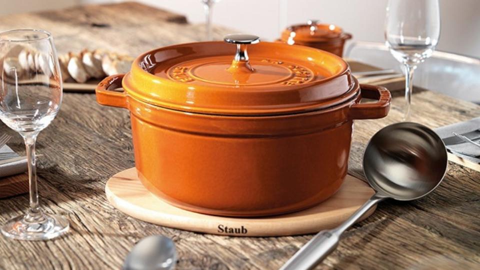 Best luxury gifts: Staub Dutch Oven