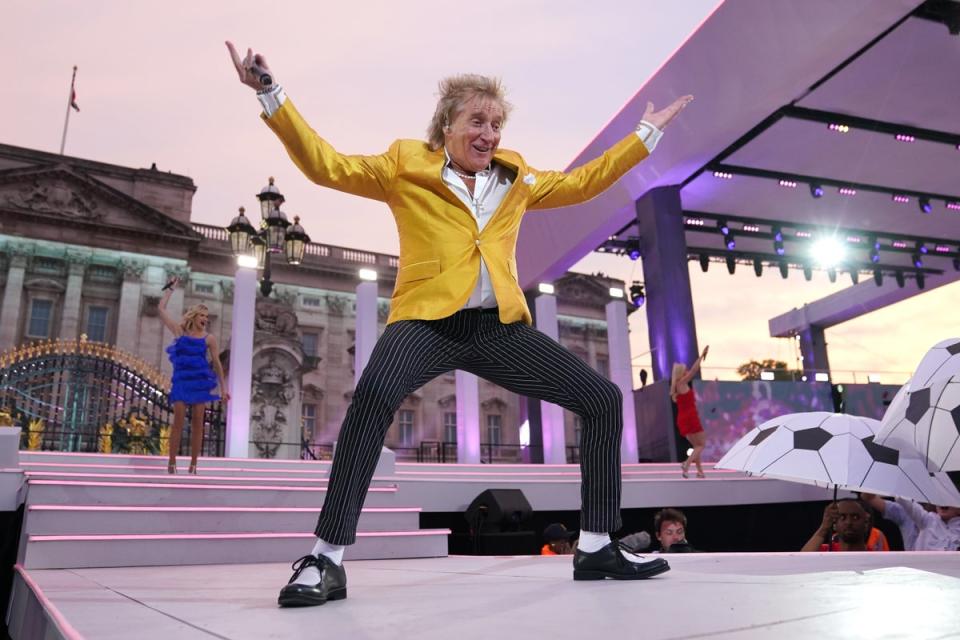 A galaxy of stars including Diana Ross, Sir Rod Stewart and Andrea Bocelli have marked the Queen’s Platinum Jubilee with a spectacular concert at Buckingham Palace (Joe Giddens/PA) (PA Wire)