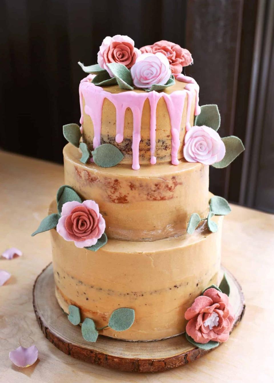 DIY Wedding Cake