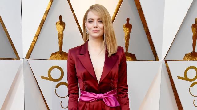 Oscars 2018: How Emma Stone Got Her Hairstyle for the Red Carpet