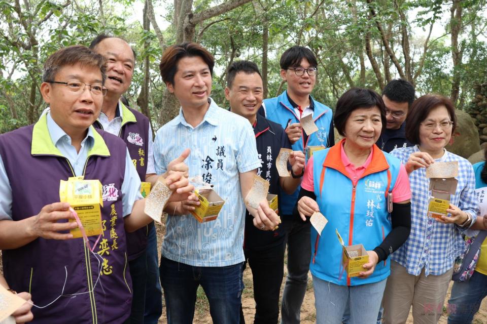 ▲員林市公所宣布展開針對荔枝椿象的生物防治計劃，以釋放平腹小蜂為主要策略，藉以降低荔枝椿象對農作物的危害，並減少對農藥的使用。（記者陳雅芳攝）