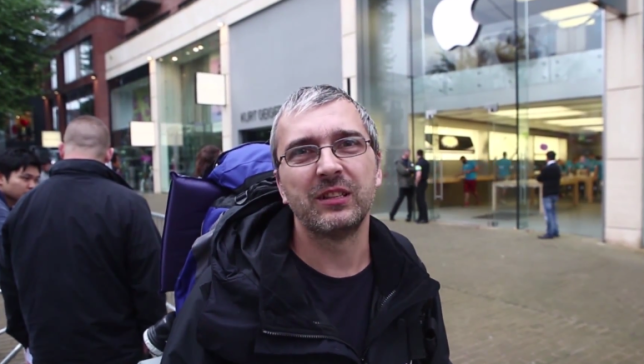 Darius Wlodarski hopes to win back his wife with the new iPhone 6. Image credit: Metro